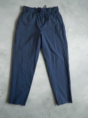 LULULEMON Navy Drawstrjng Waist Active Ankle Pants Size 8
